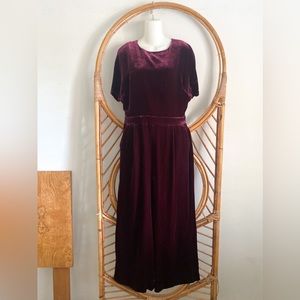 Boden Aston Wide Leg Silk Blend Short Sleeve
Jumpsuit Maroon Women's size 8